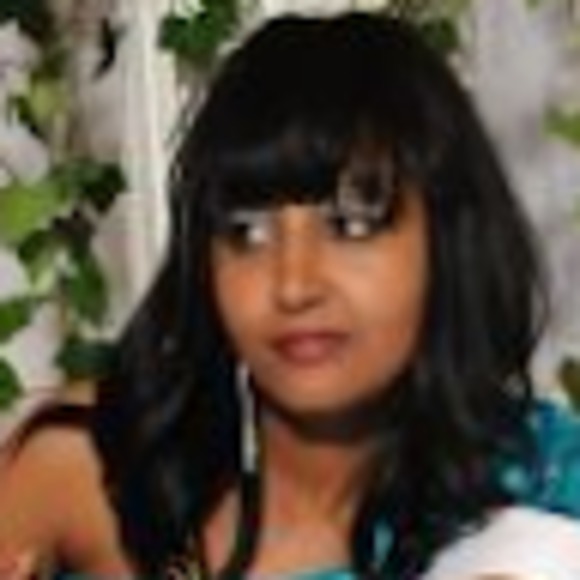 Meet your Posher, Azeb - Picture 1 of 1